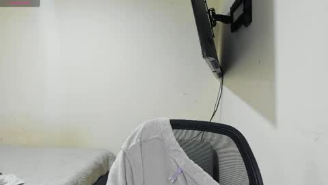 Vinaly online show from May 2026 08:07:01 PM