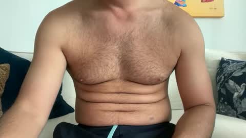 vincee2 online show from October 2025 02:02:02 PM