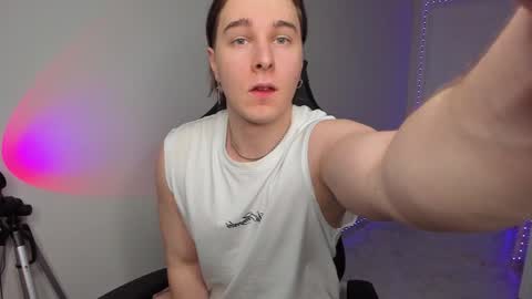 Vincent Strong online show from January 2025 02:30:02 PM