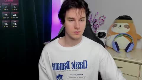 Vincent Strong online show from March 2026 12:08:01 PM