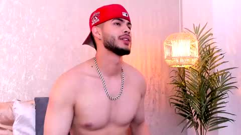 Vincent online show from September 2025 04:33:02 AM