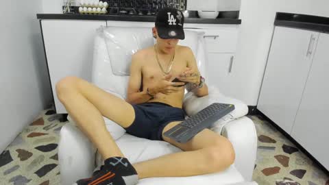 Vincent online show from December 2024 01:21:01 AM