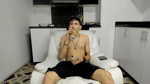 Vincent online show from January 2025 10:44:01 PM