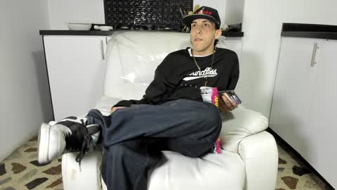 Vincent online show from January 2025 10:27:02 PM