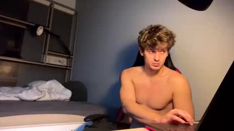 Snapshot of vincentprice69 chatting on November 2025 11:05:01 AM vincentprice69 online show from November 2025 11:05:01 AM