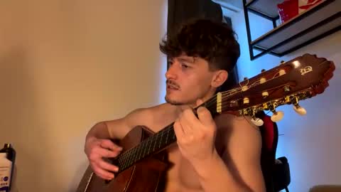 Snapshot of vincentprice69 chatting on February 2026 05:31:01 PM vincentprice69 online show from February 2026 05:31:01 PM