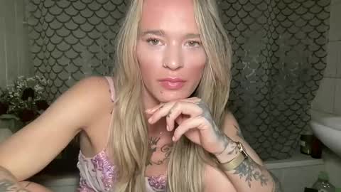 vinique99 online show from May 2026 02:55:02 PM