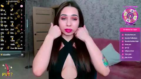 Snapshot of vinkiepinkie chatting on March 2025 03:45:02 PM Vinkiepinkie online show from March 2025 03:45:02 PM