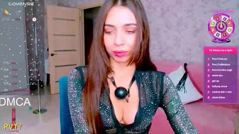 Snapshot of vinkiepinkie chatting on September 2025 02:40:02 PM Vinkiepinkie online show from September 2025 02:40:02 PM