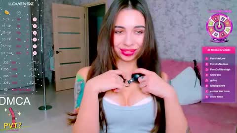 Snapshot of vinkiepinkie chatting on September 2025 03:24:02 PM Vinkiepinkie online show from September 2025 03:24:02 PM