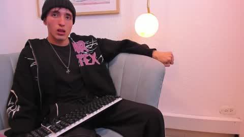 vinniematte online show from February 2025 03:08:02 AM