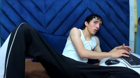 vinniematte online show from March 2025 05:35:01 AM