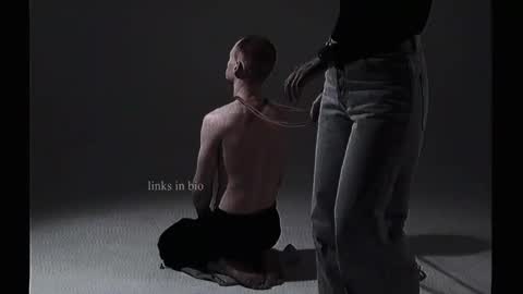 Snapshot of vinylstore chatting on January 2025 08:25:01 PM Diva Silvia online show from January 2025 08:25:01 PM