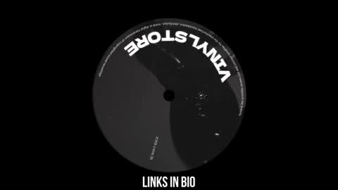 Snapshot of vinylstore chatting on February 2025 05:05:01 AM Diva Silvia online show from February 2025 05:05:01 AM