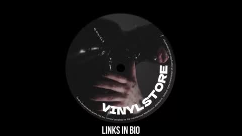 Snapshot of vinylstore chatting on February 2025 11:13:01 AM Diva Silvia online show from February 2025 11:13:01 AM