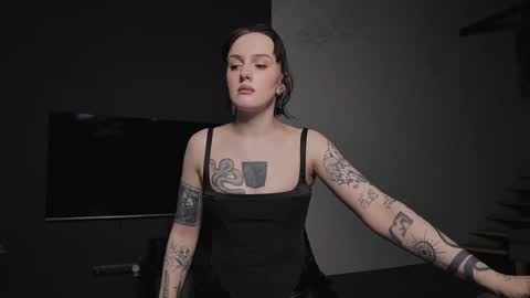 Snapshot of vinylstore chatting on March 2025 02:10:02 PM Diva Silvia online show from March 2025 02:10:02 PM