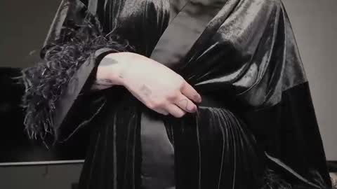 Snapshot of vinylstore chatting on March 2025 05:17:02 PM Diva Silvia online show from March 2025 05:17:02 PM