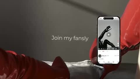 Diva Silvia online show from December 2025 05:18:02 PM