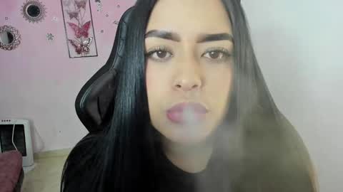 Daniela online show from November 2025 03:27:01 AM