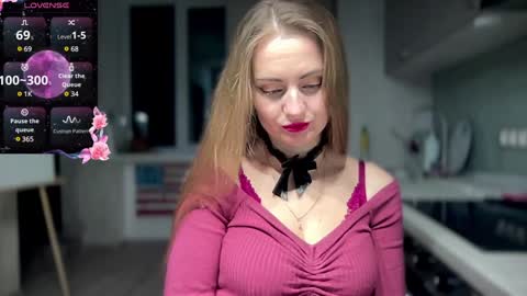 Funny  girl online show from January 2025 11:06:01 PM