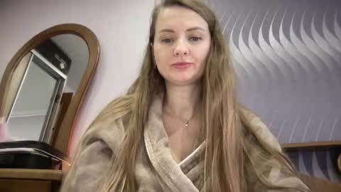 Snapshot of viola_1 chatting on December 2025 09:40:01 AM Funny girl online show from December 2025 09:40:01 AM