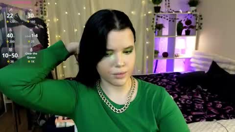 Viola Bunny online show from November 2025 05:59:01 PM