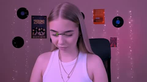 viola_sweet_ online show from May 2026 08:45:01 AM