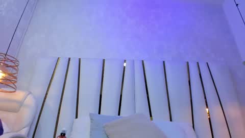 violeet_gray online show from May 2026 10:01:02 AM