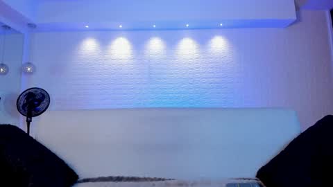 Snapshot of violeet_scott chatting on January 2025 10:41:01 AM Violett Everyday From 0530 to 1430 Col Time online show from January 2025 10:41:01 AM