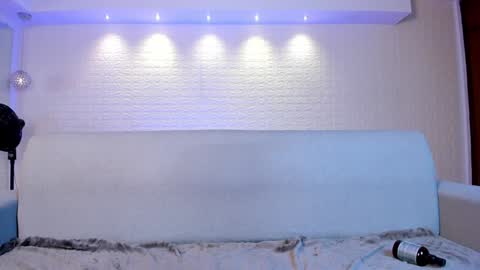 Snapshot of violeet_scott chatting on January 2025 05:02:02 PM Violett Everyday From 0530 to 1430 Col Time online show from January 2025 05:02:02 PM