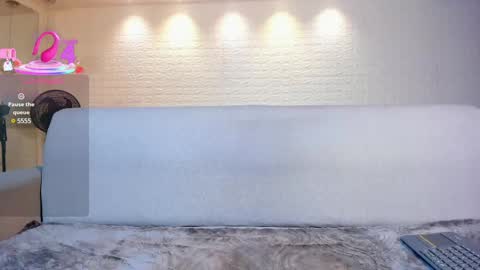 Snapshot of violeet_scott chatting on February 2025 01:52:02 PM Violett Everyday From 0530 to 1430 Col Time online show from February 2025 01:52:02 PM