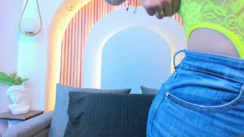 Violette online show from May 2026 10:12:02 AM