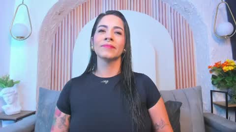 Violette online show from May 2026 10:56:02 AM