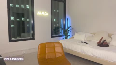 Fantasy Black Girl online show from December 2024 02:44:02 AM