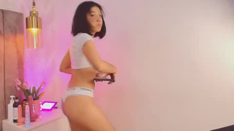 Violeta online show from June 2026 12:40:01 PM