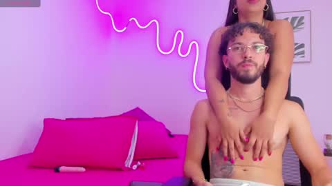 Violet and Paul online show from October 2025 02:42:02 AM