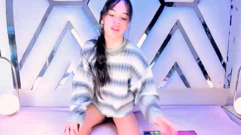 Snapshot of violet_bellarose chatting on March 2026 08:14:01 PM Violet online show from March 2026 08:14:01 PM