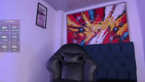 Snapshot of violet_blaze chatting on November 2025 10:09:01 AM online show from November 2025 10:09:01 AM