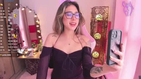 violet online show from January 2025 05:21:02 PM