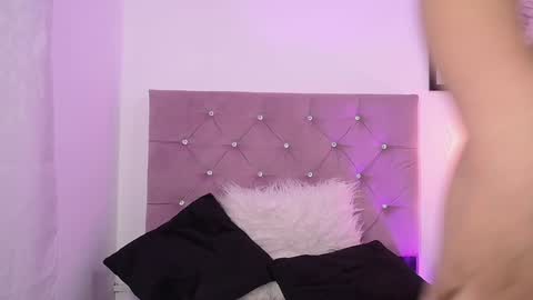 Mary online show from January 2025 08:33:01 PM