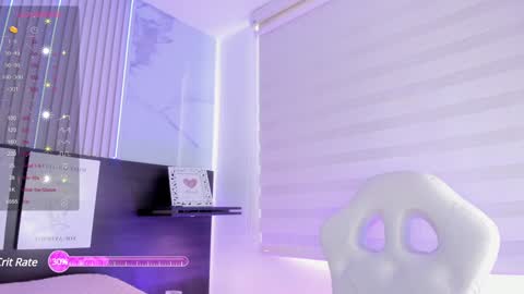 Snapshot of violet_spencer chatting on January 2025 08:15:01 PM Violeta online show from January 2025 08:15:01 PM