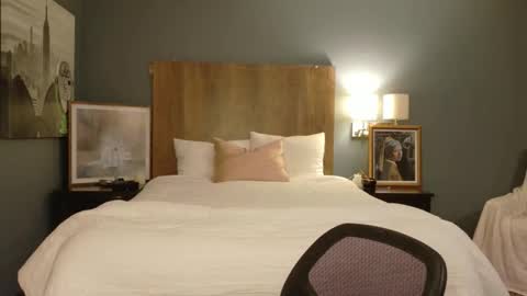 violet_winter97 online show from May 2026 07:30:02 PM