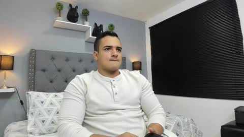 VIOLETA AND MAXX online show from October 2025 02:55:01 AM