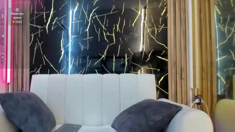 Snapshot of violeta_petite23_aws chatting on February 2026 09:29:02 PM violeta_petite23_aws online show from February 2026 09:29:02 PM