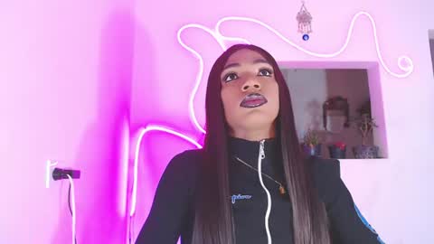 violeta_r_01 online show from August 2026 04:58:01 AM