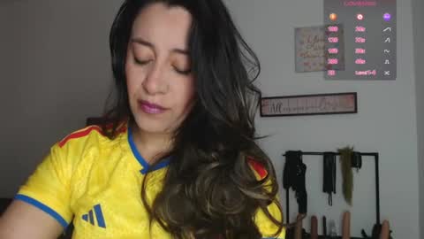 Snapshot of violeta_scott_ chatting on June 2026 01:42:01 PM violeta_scott_ online show from June 2026 01:42:01 PM