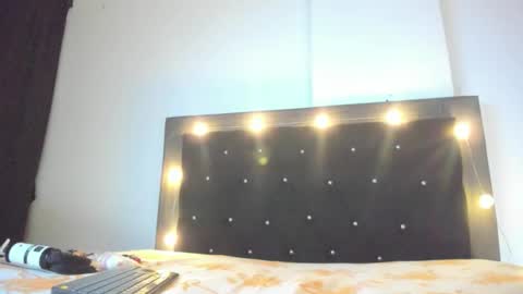 Snapshot of violetadumsper chatting on February 2026 02:56:01 AM VioletaDums online show from February 2026 02:56:01 AM