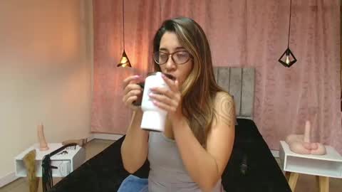 Snapshot of violetascott_ chatting on February 2025 12:55:01 PM VIOLETA online show from February 2025 12:55:01 PM