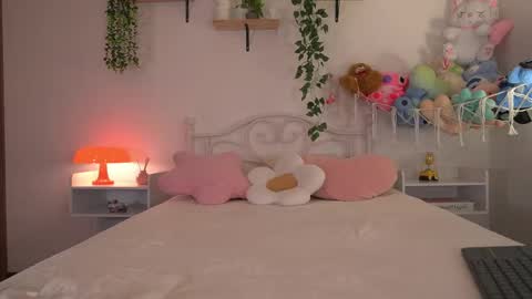 violeth___ online show from May 2026 01:08:01 PM