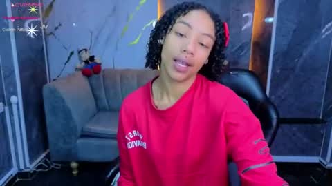 Snapshot of violeth_b chatting on June 2026 01:37:01 PM violeth_b online show from June 2026 01:37:01 PM
